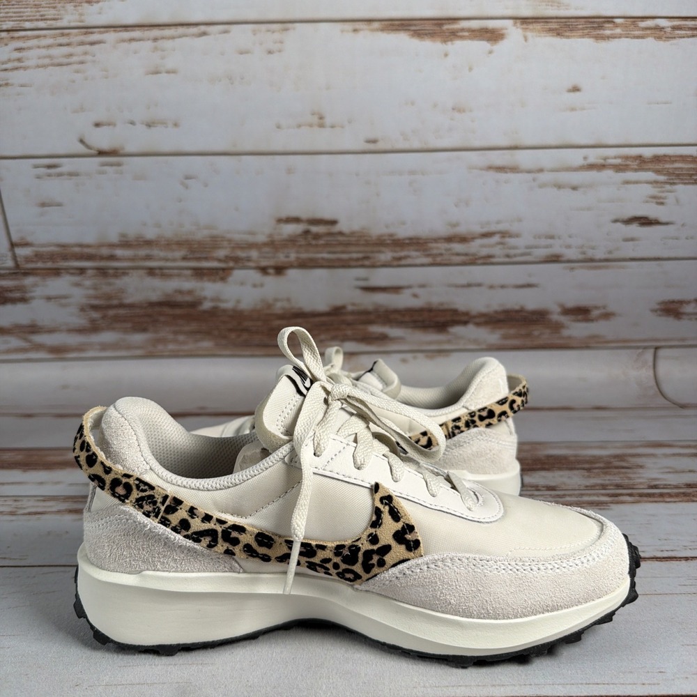 Womens Nike Waffle Debut Leopard Sail Sesame Black HF1856-001 Size 6 - Picture 3 of 9